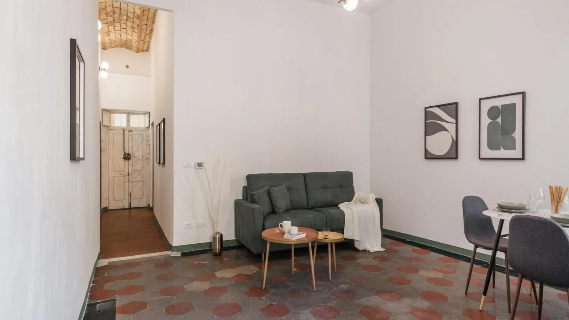 The Best Rent - Two-Bedroom Apartment In Santa Maria Maggiore Roma
