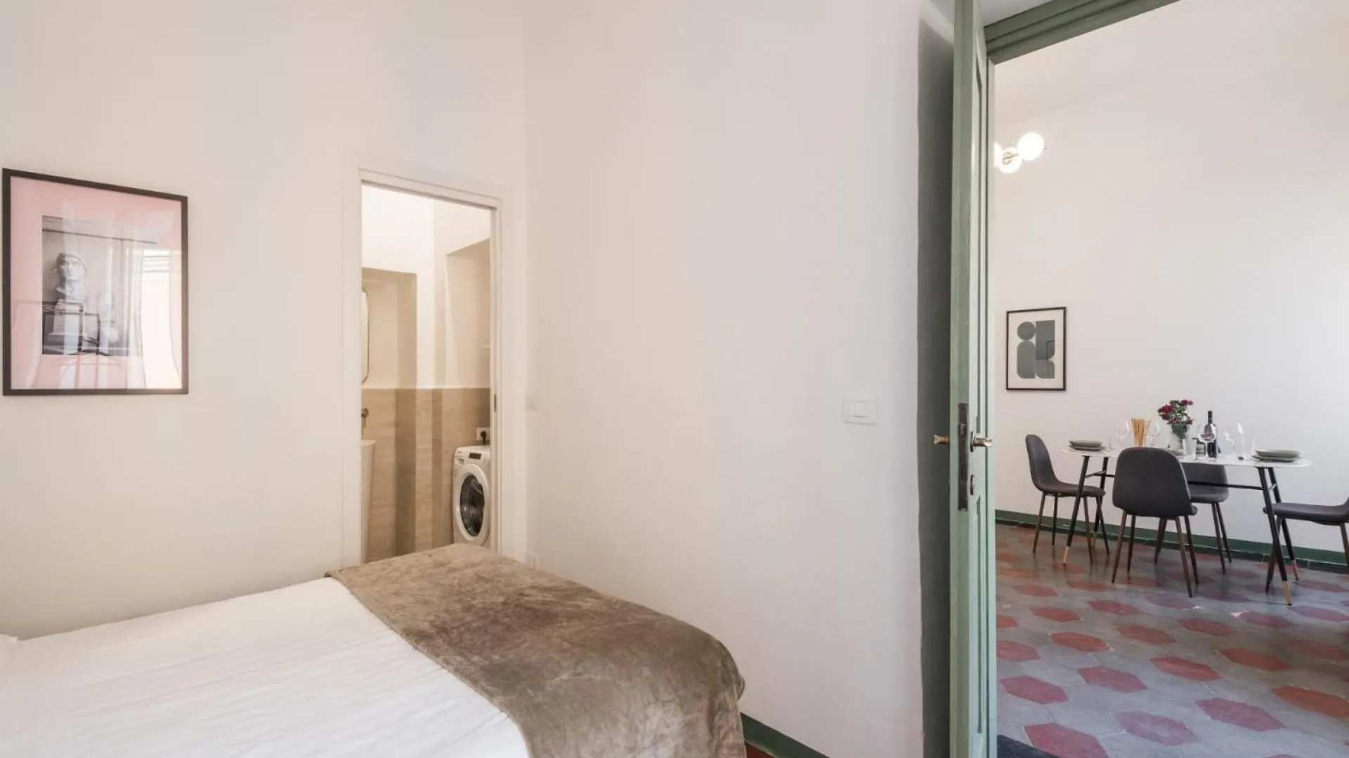 The Best Rent - Two-Bedroom Apartment In Santa Maria Maggiore Rome